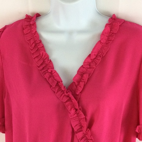 Riley and Rae Peplum Top Sz M - Picture 3 of 12